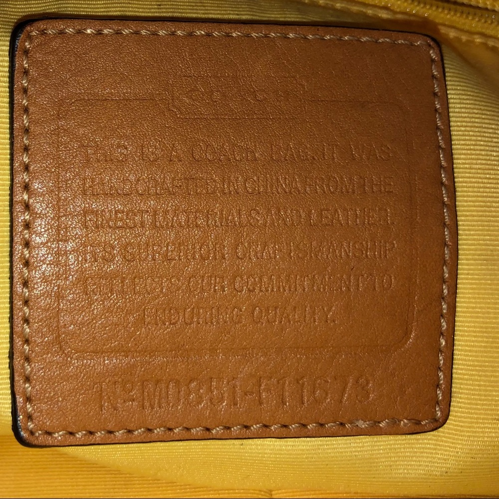 Authentic Coach bag - Picture 3 of 4